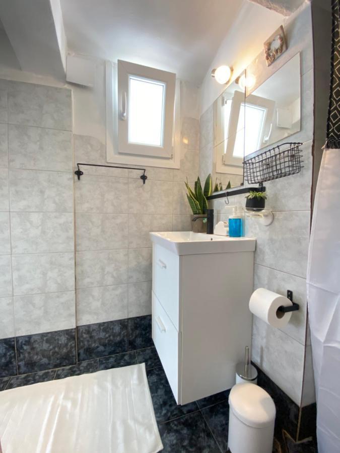 Private Apt. Acropolis View. Top Floor. Koukaki أثينا المظهر الخارجي الصورة