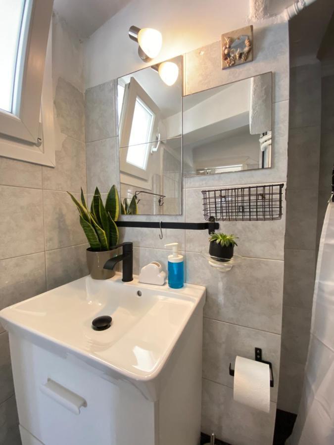 Private Apt. Acropolis View. Top Floor. Koukaki أثينا المظهر الخارجي الصورة